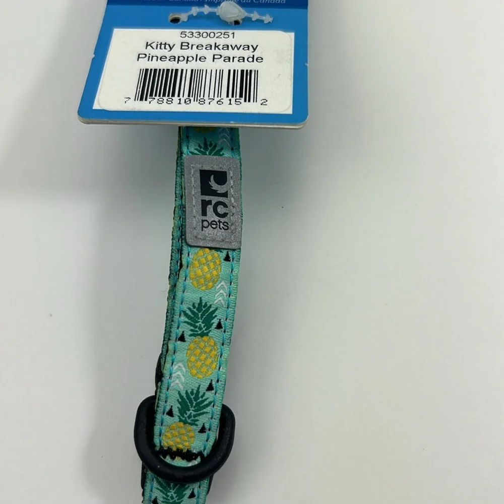 Kitty breakaway collar